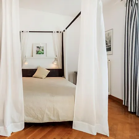 Fuerstlich Wohnen Am Circus Ueber Den Daechern Von Apartment *
